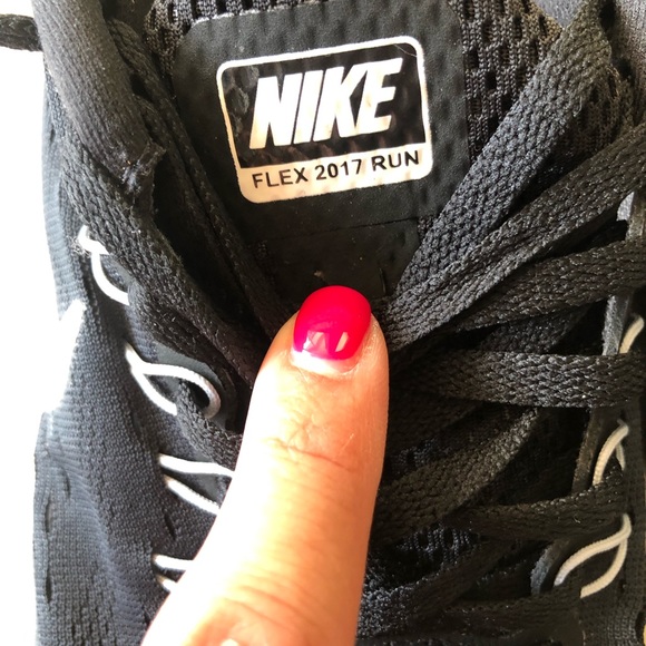 Sold‼️Women’s Nike Flex Run Sneakers👟🏃🏾‍♀️ - Picture 4 of 7